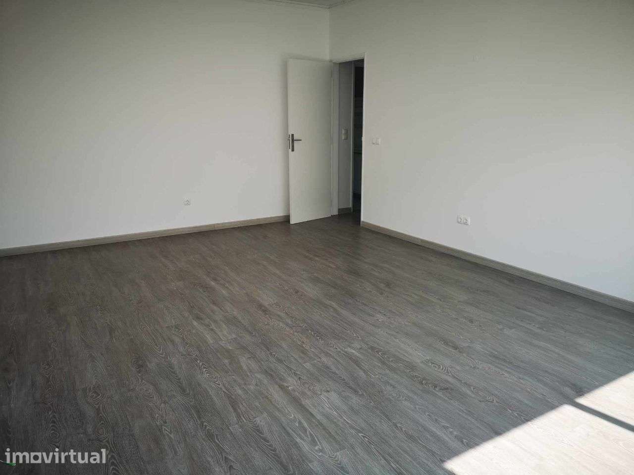 Apartamento T2 - Parede Remodelado - Cascais - Grande imagem: 5/11