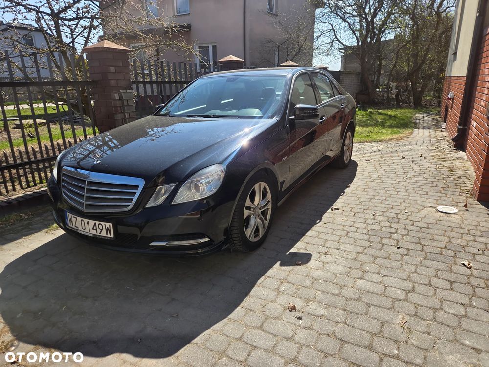 Mercedes-Benz Klasa E 220 CDI BlueEff - 2