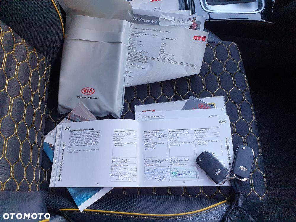 Kia XCeed 1.4 T-GDI OPF DCT7 VISION - 16