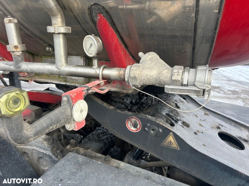 Feldbinder Cisterna,  33.000 l, 3 camere, factura externa - 16