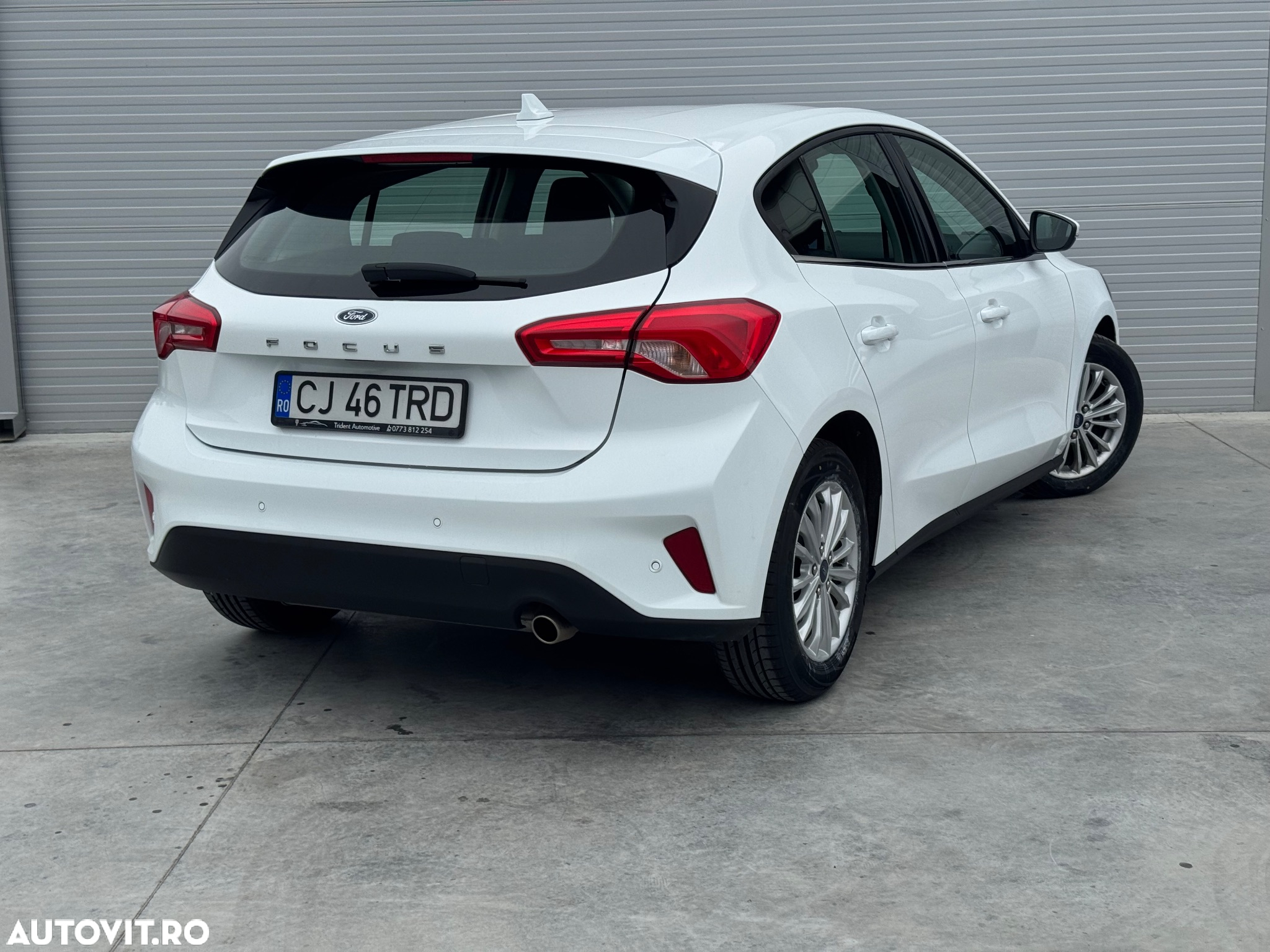 Ford Focus 1.0 EcoBoost Active Business - 4
