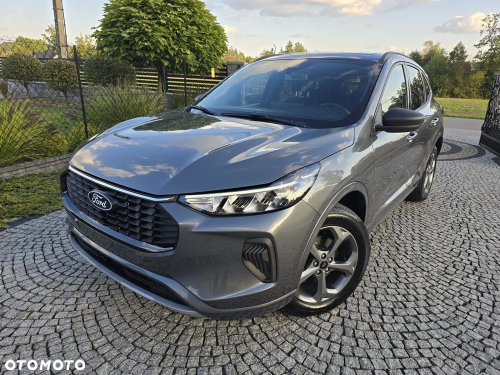 Ford Kuga - 12