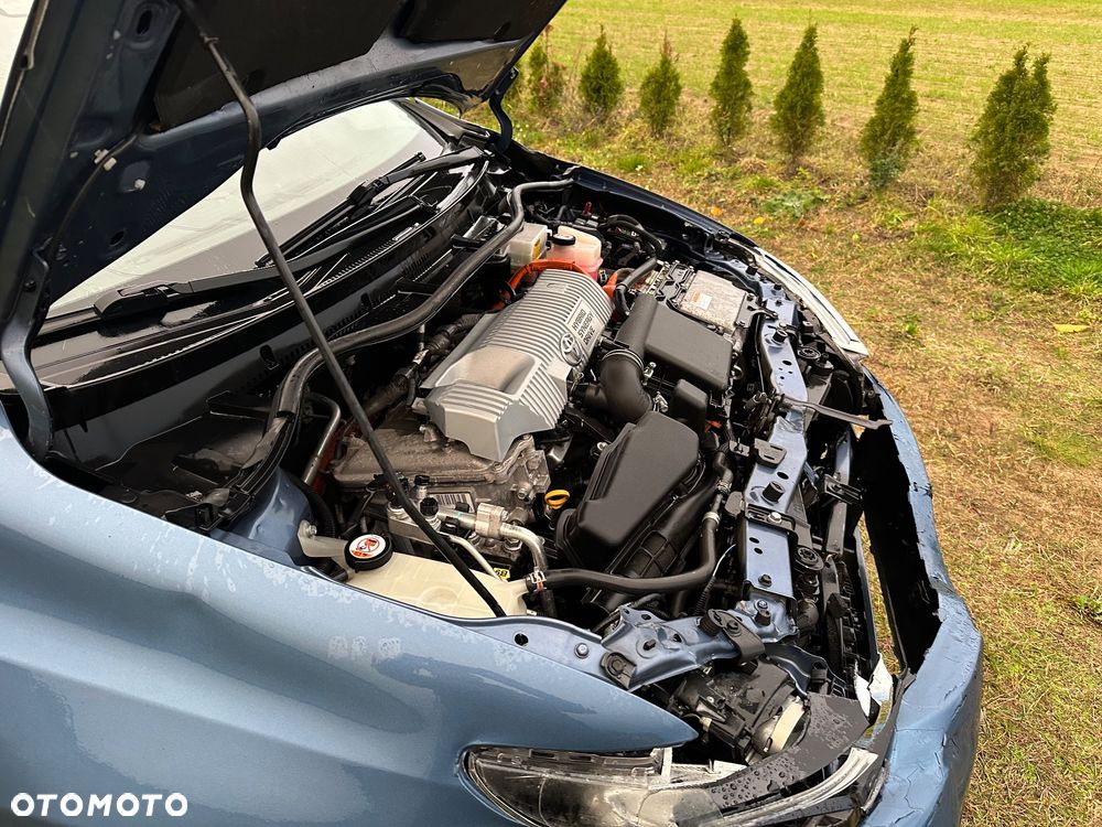 Toyota Auris 1.8 VVT-i Hybrid Automatik Design Edition - 19