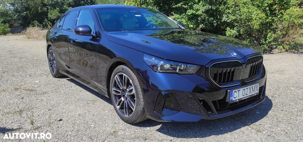 BMW Seria 5 520i AT MHEV - 1