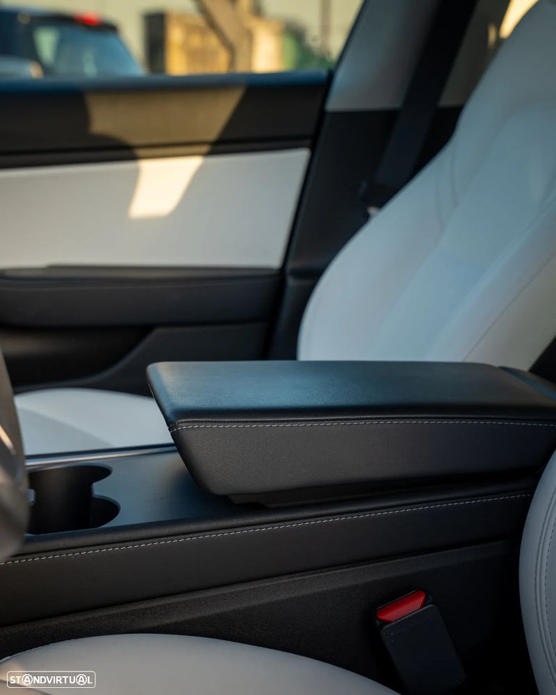 Tesla Model 3 Performance Dual Motor AWD - 17