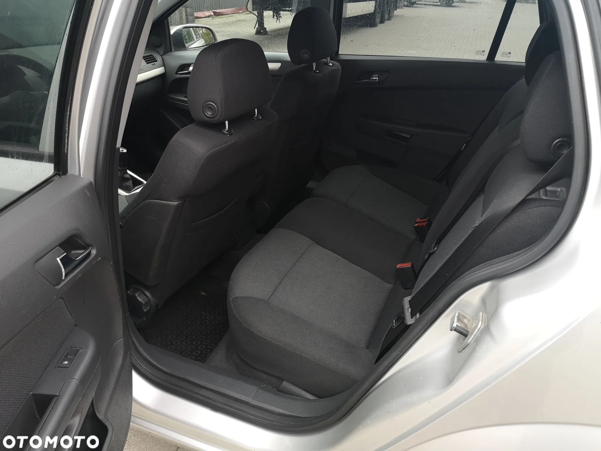 Opel Astra 1.6 Caravan Easytronic Edition - 9
