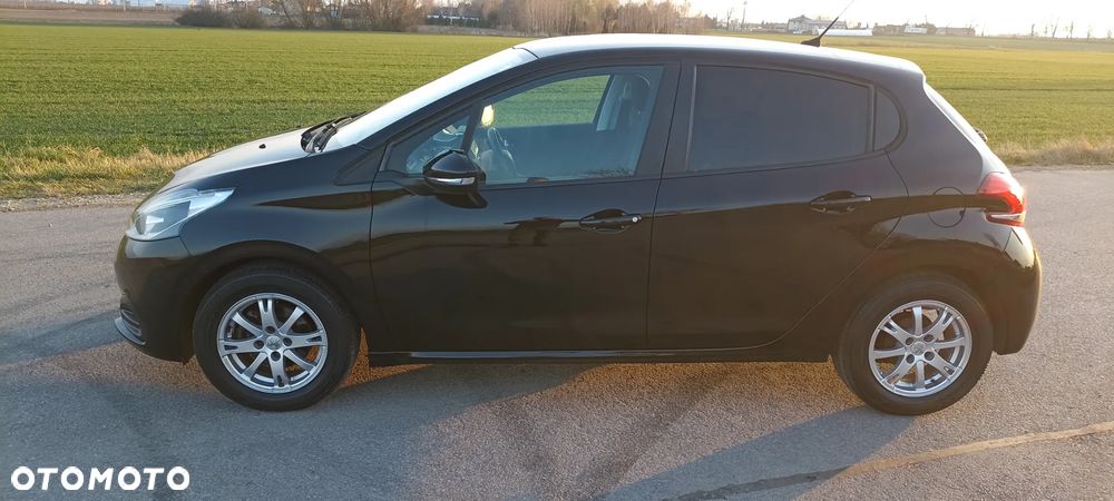 Peugeot 208 1.2 VTi Style - 6