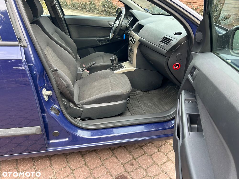 Opel Astra - 22