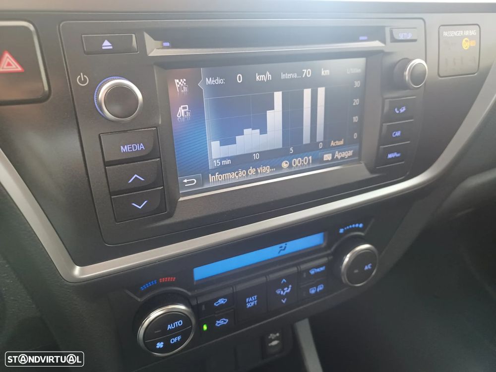 Toyota Auris 1.6 Valvematic Edition - 16