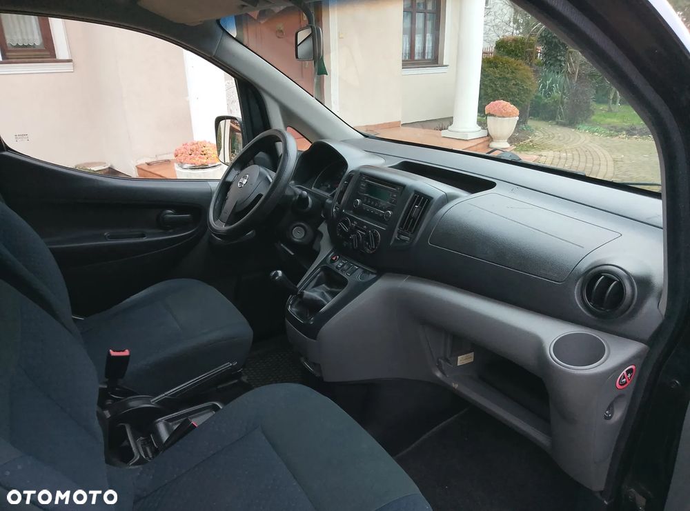 Nissan NV200 - 11