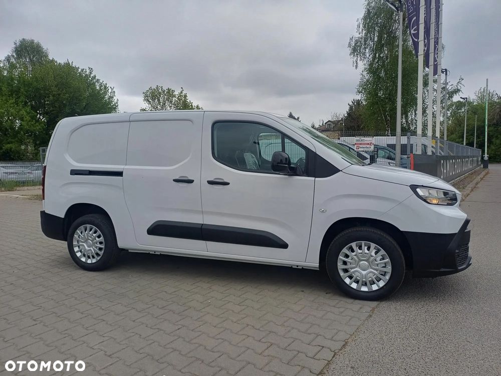Toyota Proace City - 4
