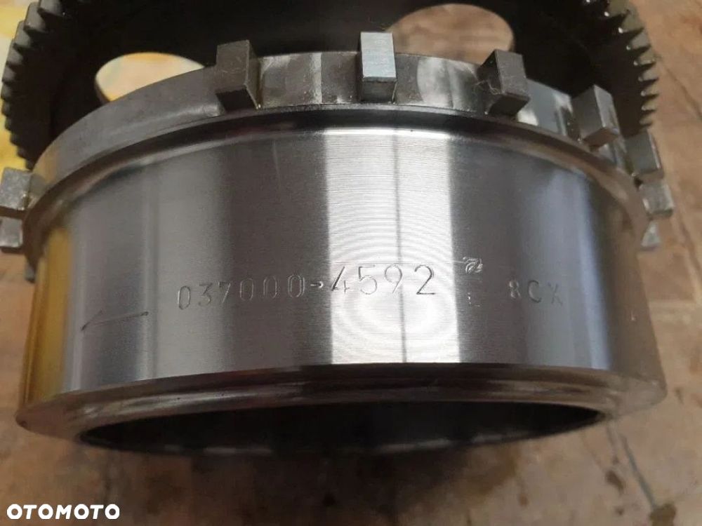 Sprzęgiełko rozrusznika wolne koło magneto Harley Davidson V-Rod - 11