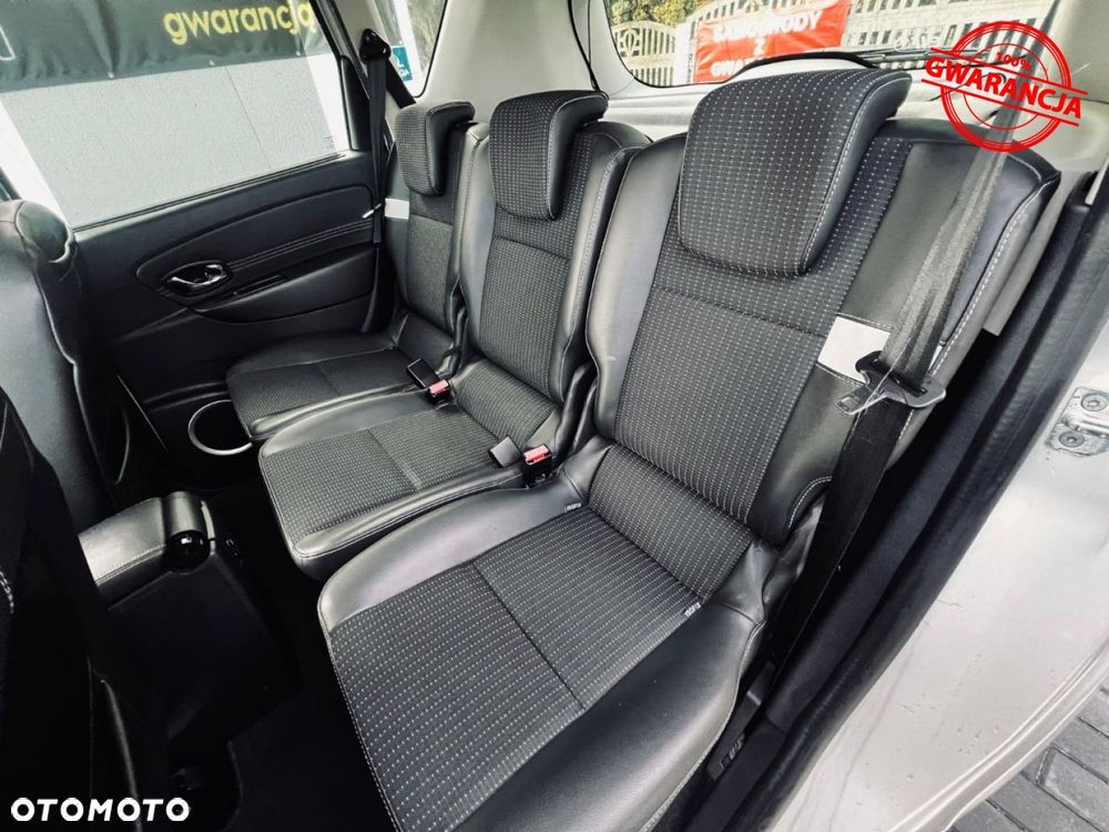 Renault Scenic dCi 110 EDC Paris - 25