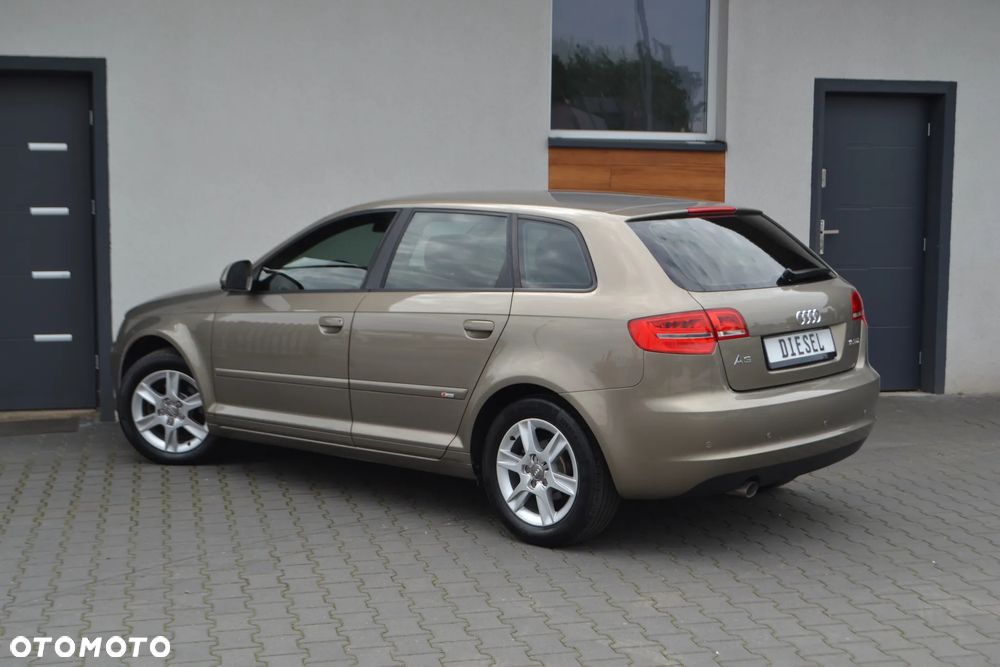 Audi A3 Sportback - 4