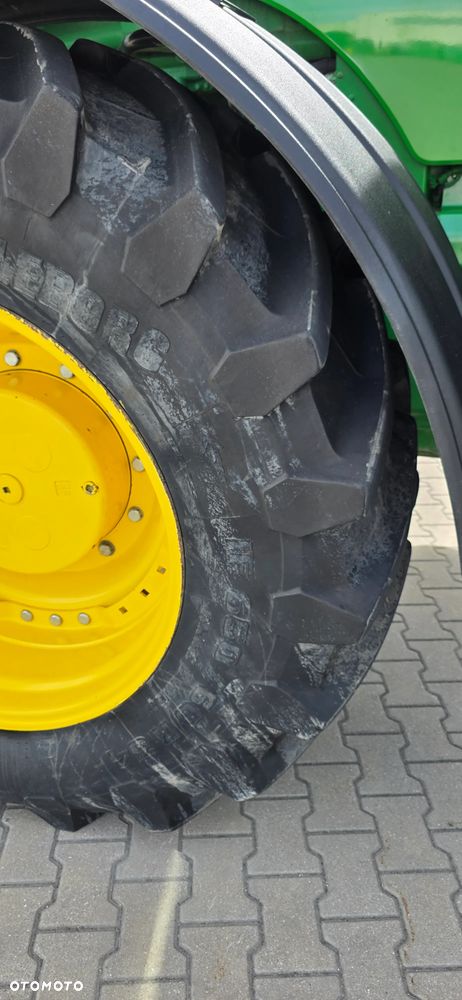 John Deere 8370R - 13