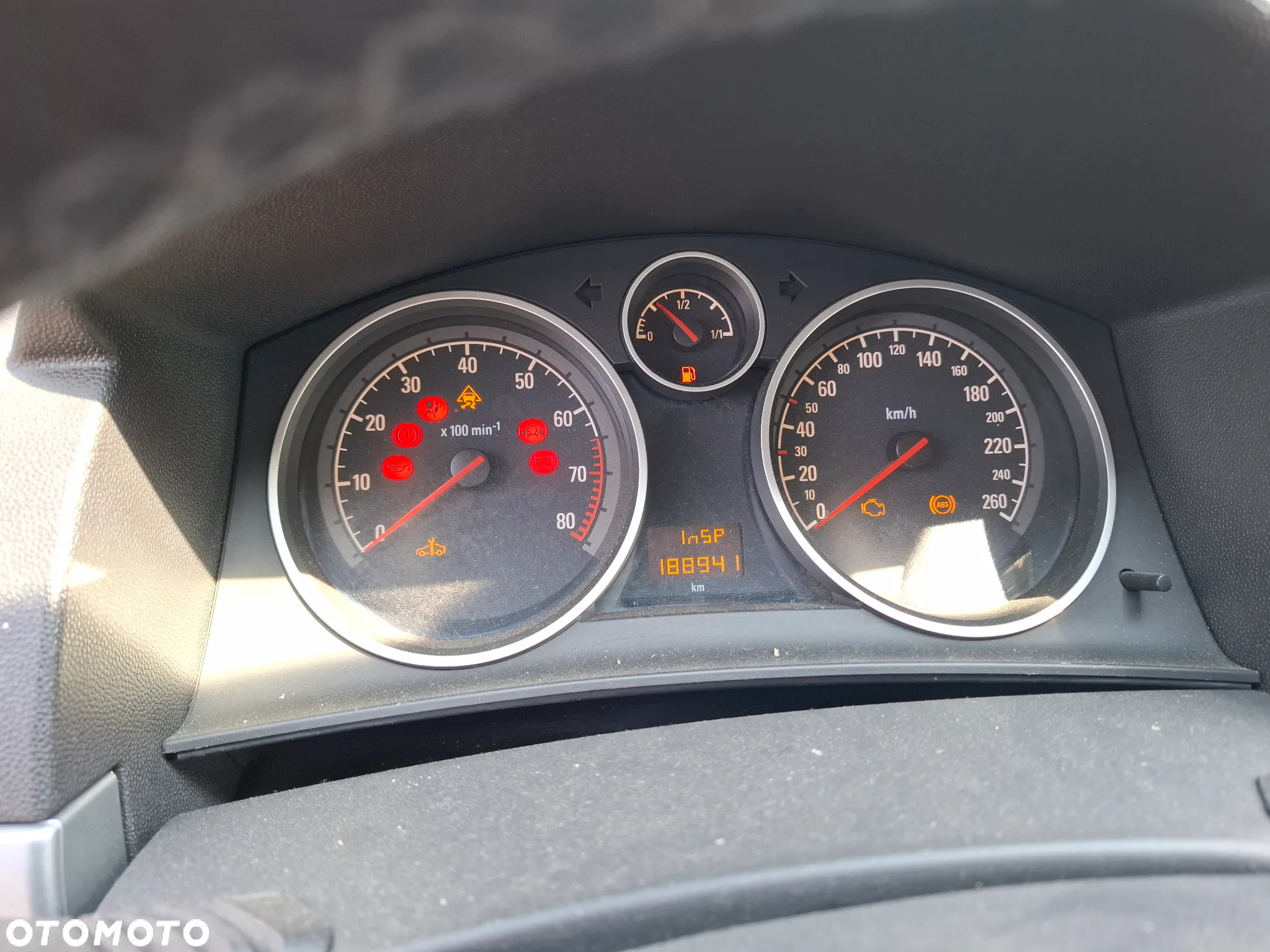 Opel Astra GTC 1.4 - 8