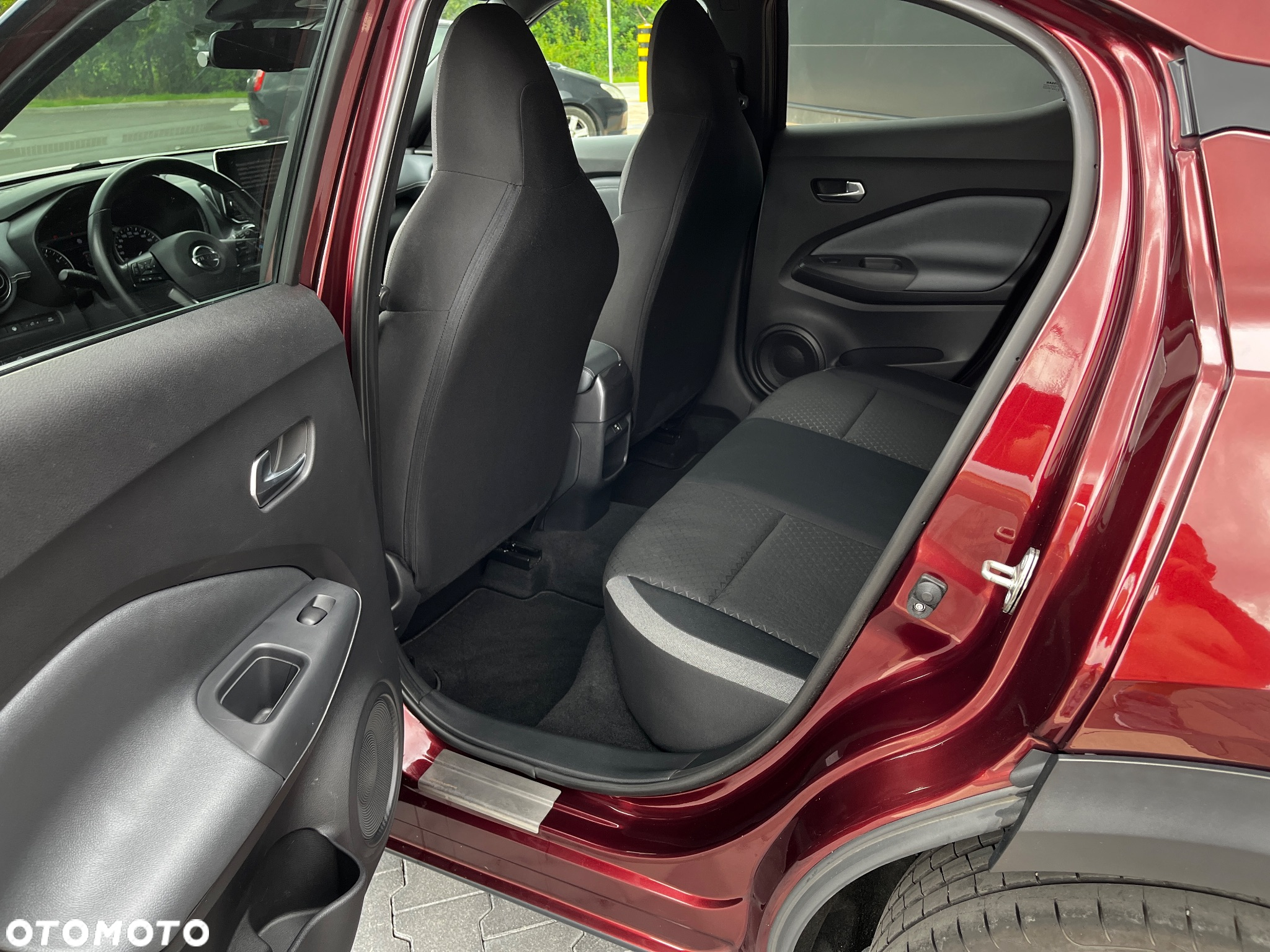 Nissan Juke 1.0 DIG-T N-Connecta - 25