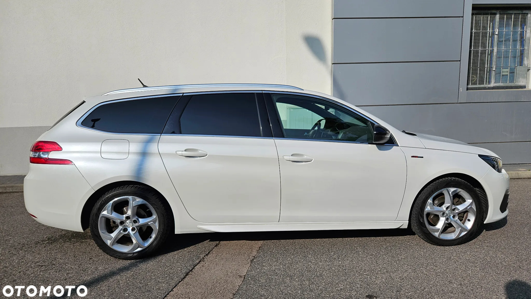 Peugeot 308 BlueHDi FAP 120 EAT6 Stop&Start GT-Line Edition - 4
