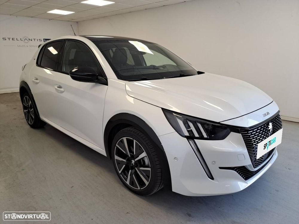 Peugeot 208 1.2 PureTech GT EAT8 - 3