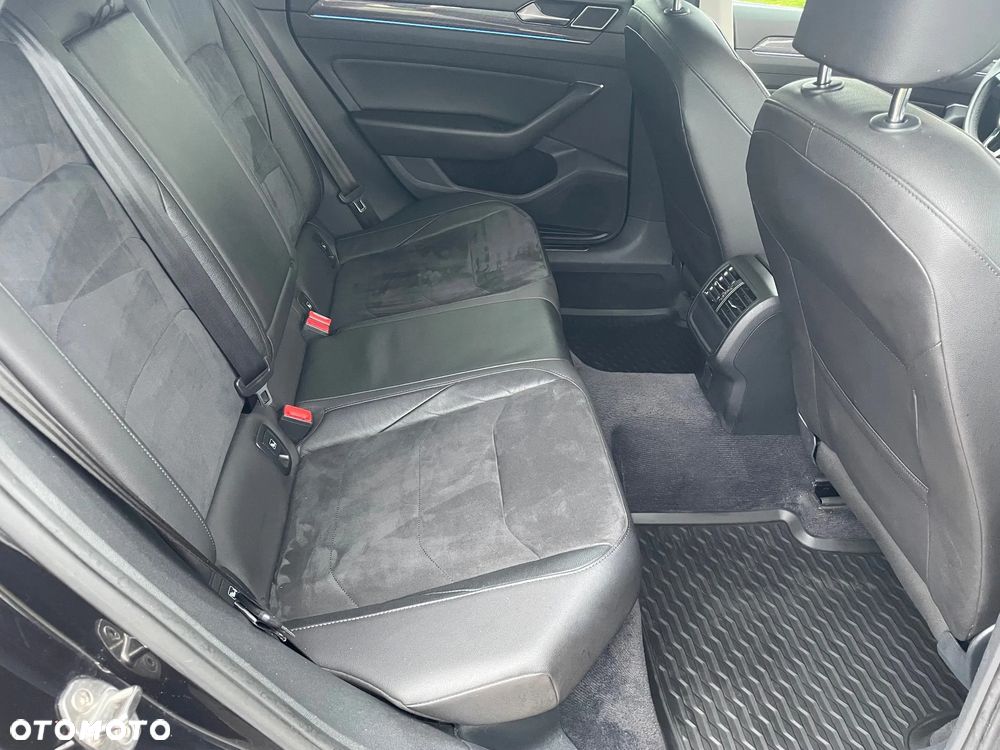 Volkswagen Arteon 2.0 TDI 4Motion SCR Elegance DSG - 19