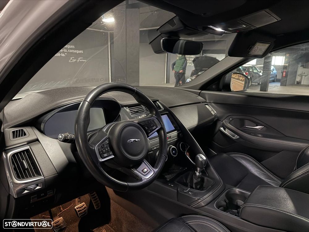 Jaguar E-Pace 2.0 i4D R-Dynamic S - 14