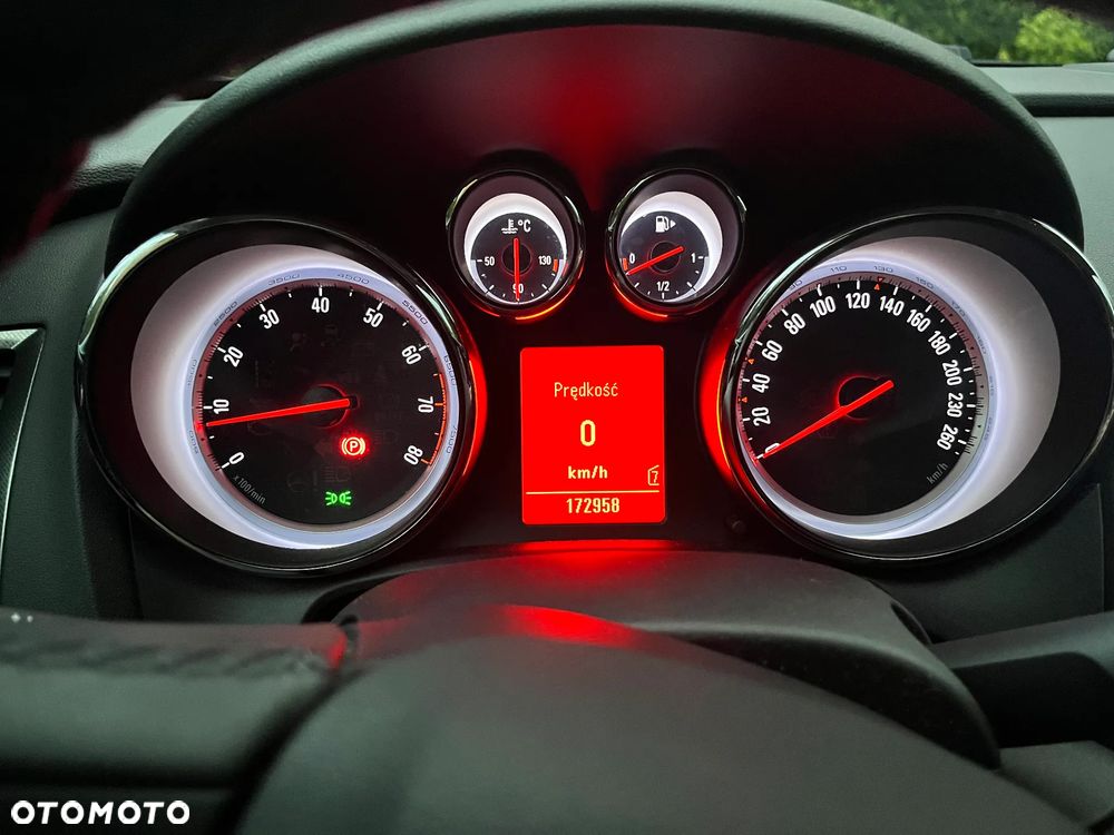 Opel Astra 1.4 Turbo Cosmo - 31