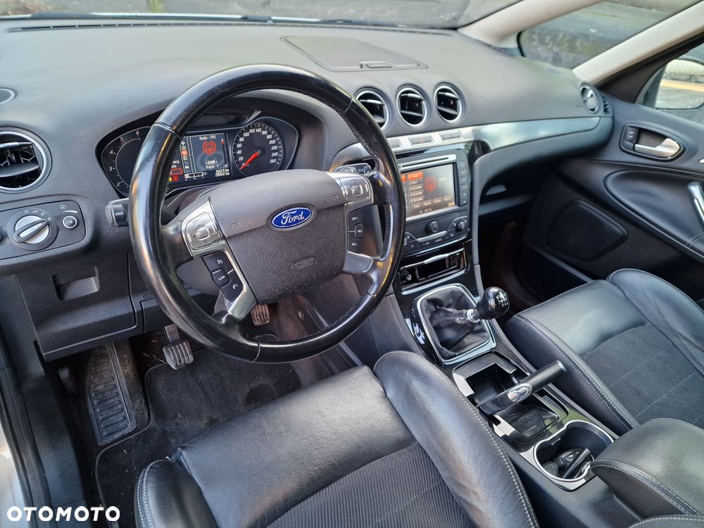 Ford S-Max 2.0 TDCi DPF Titanium - 27