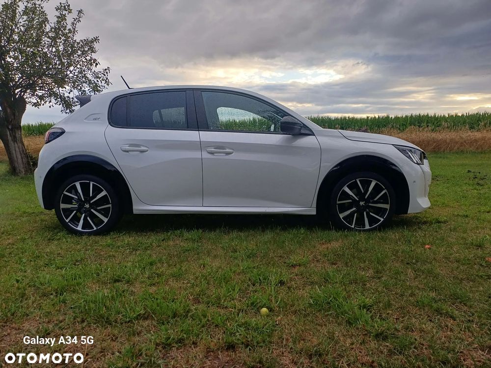 Peugeot 208 - 27