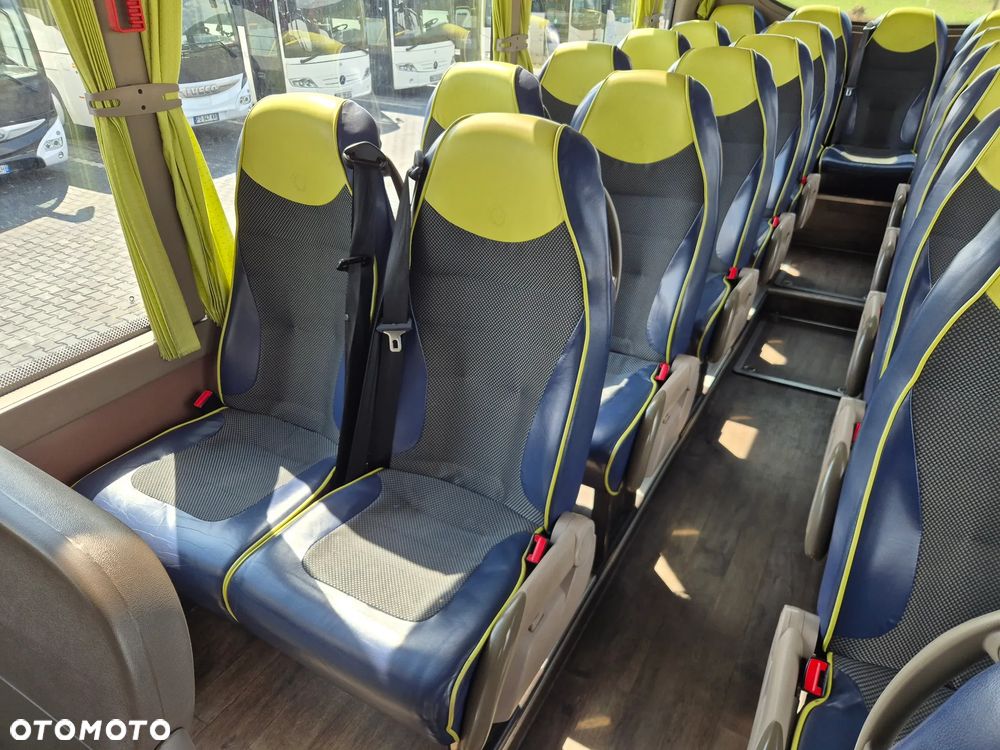 Irisbus MAGELYS PRO / SPROWADZONY/ 61 MIEJSC / MANUAL - 24