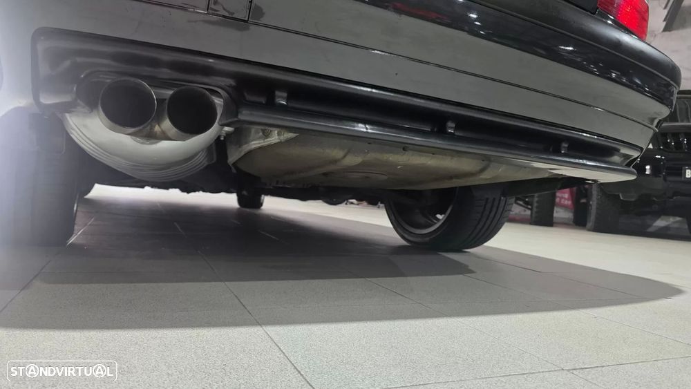 BMW 320 i Coupé M Sport - 12