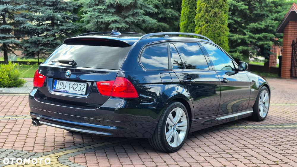BMW Seria 3 320d xDrive - 22
