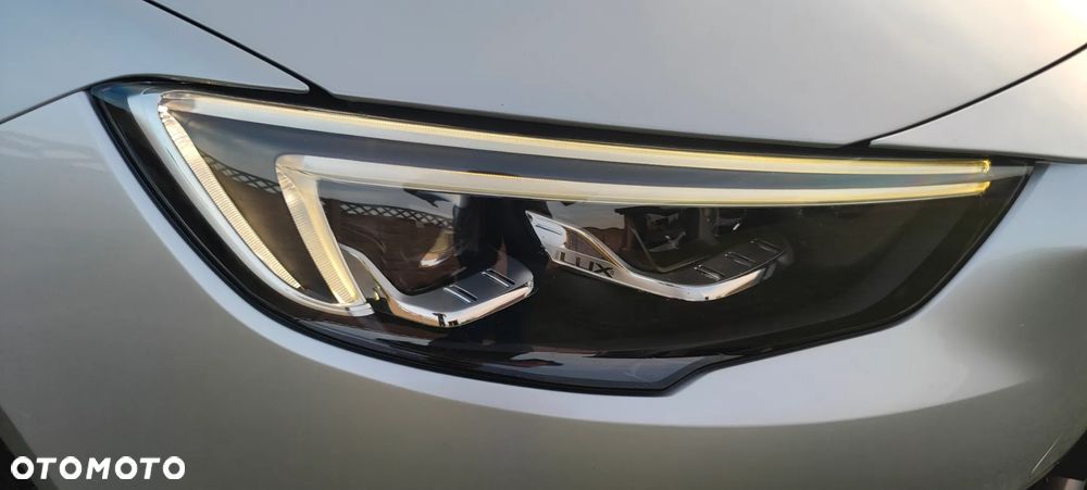 Opel Insignia 2.0 CDTI automatik Business Innovation - 32