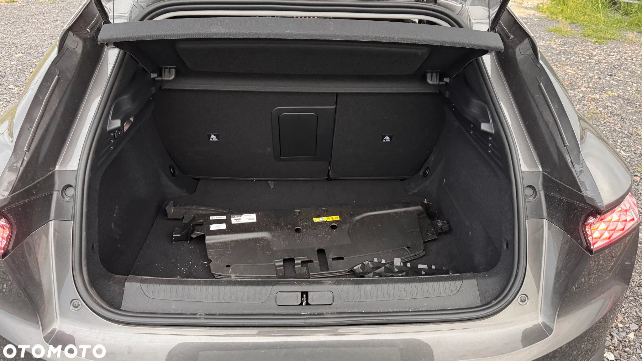 DS Automobiles DS 4 1.5 BlueHDi Étoile Alcantara - 17