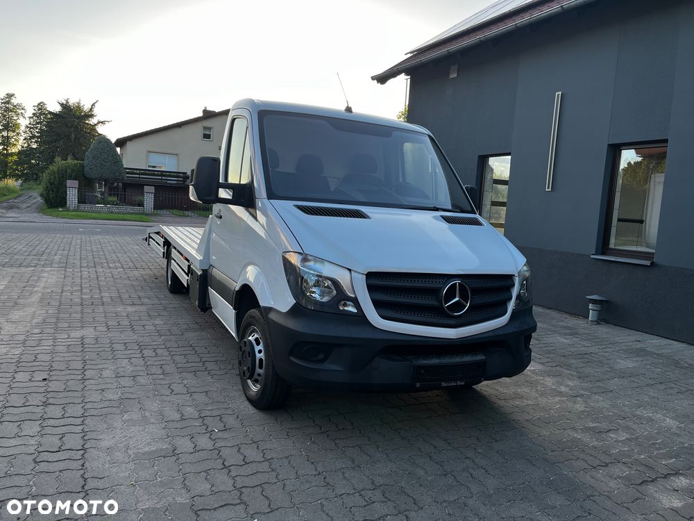 Mercedes-Benz Sprinter - 2