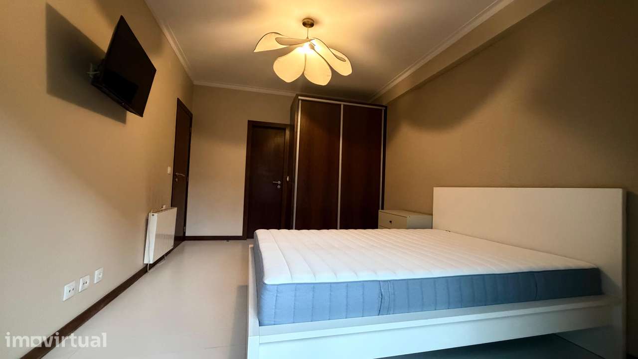 Suíte Premium para Arrendamento – Exclusivo para Meninas | Braga - Grande imagem: 2/4