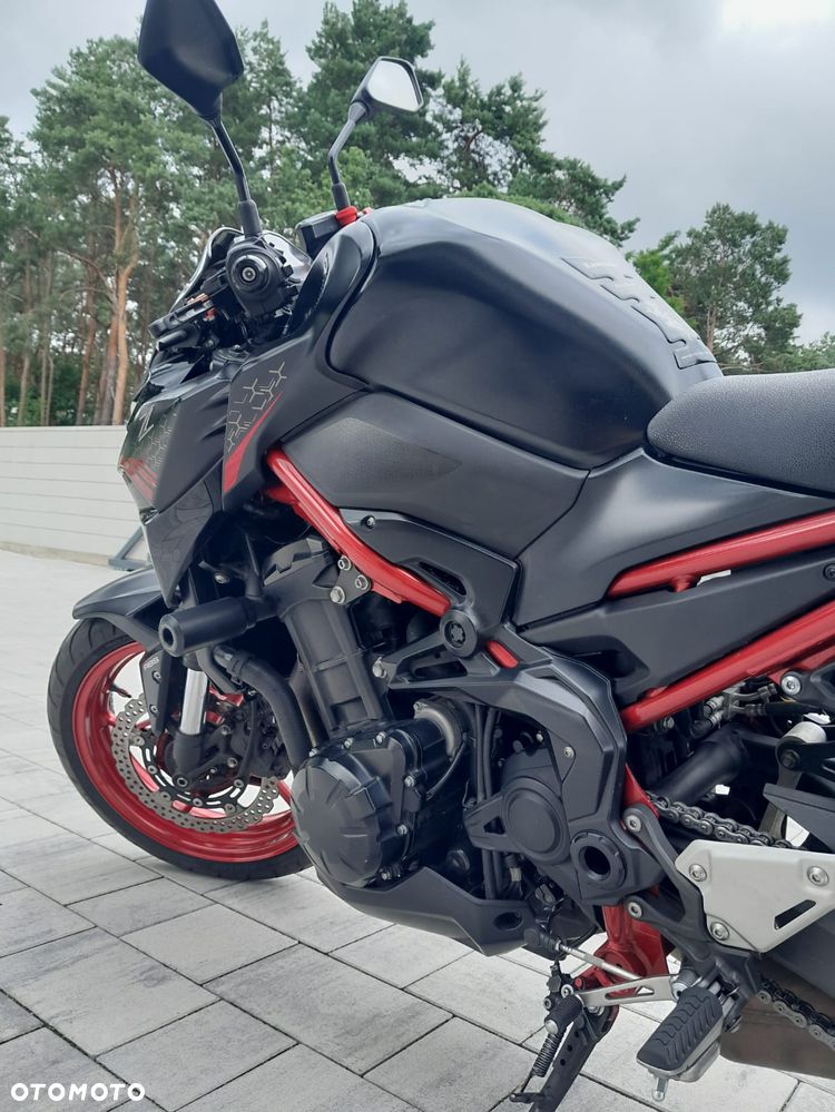 Kawasaki Z 900 - 6