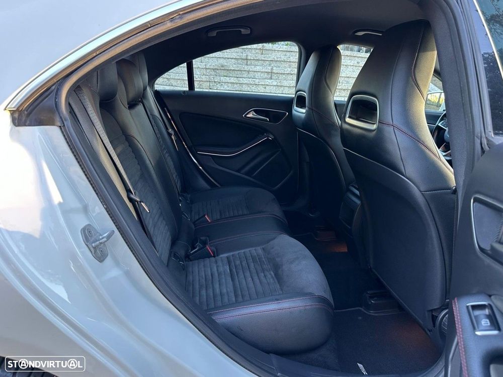 Mercedes-Benz CLA 220 d AMG Line Aut. - 36