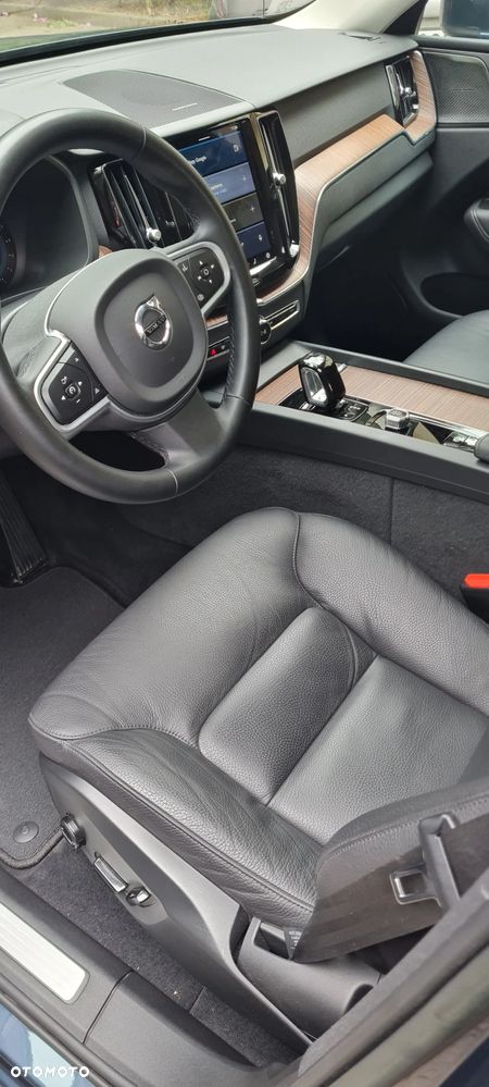 Volvo XC 60 B5 B AWD Geartronic Momentum Pro - 13