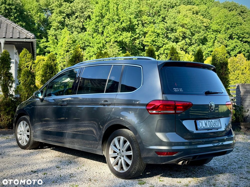 Volkswagen Touran 2.0 TDI BMT Highline - 19
