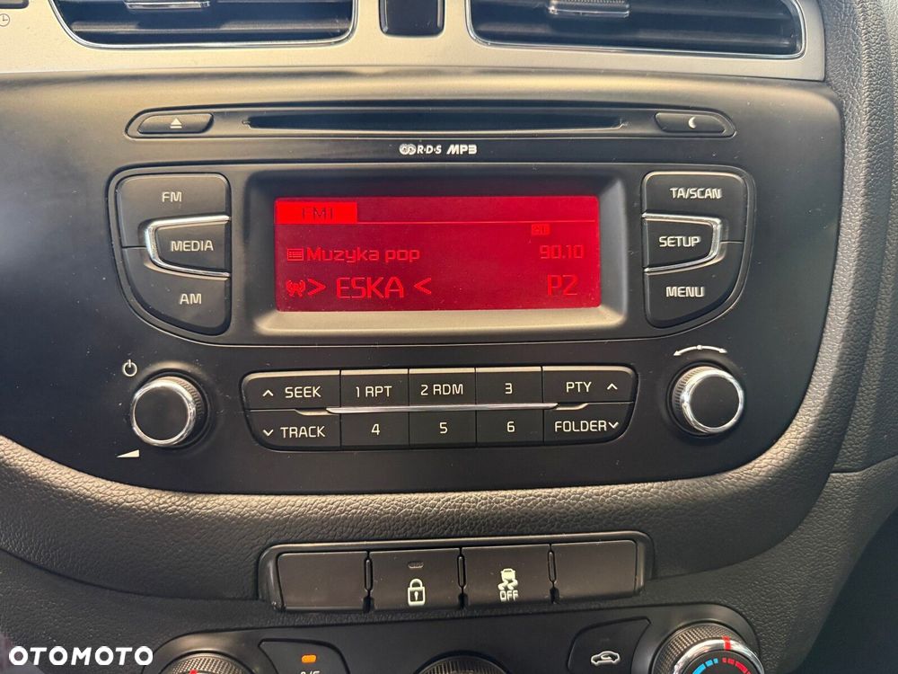 Kia Ceed - 23