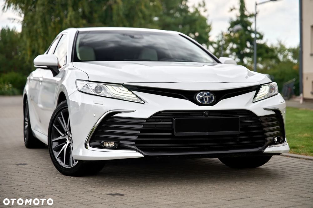 Toyota Camry 2.5 Hybrid Executive CVT - 19