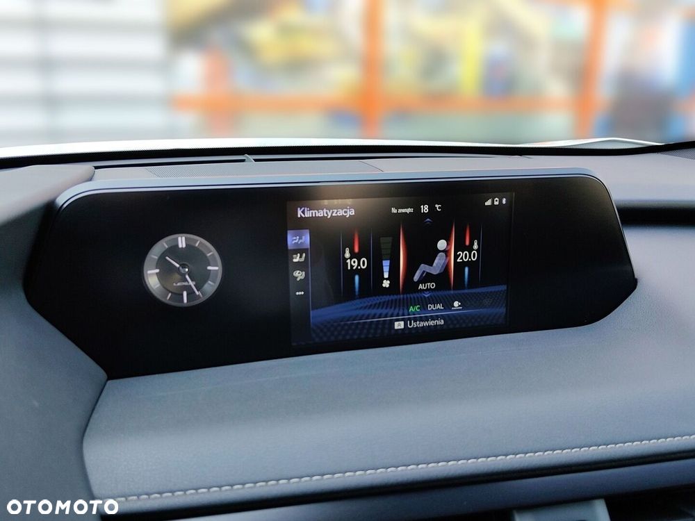 Lexus UX 250h GPF F Impression 2WD - 19