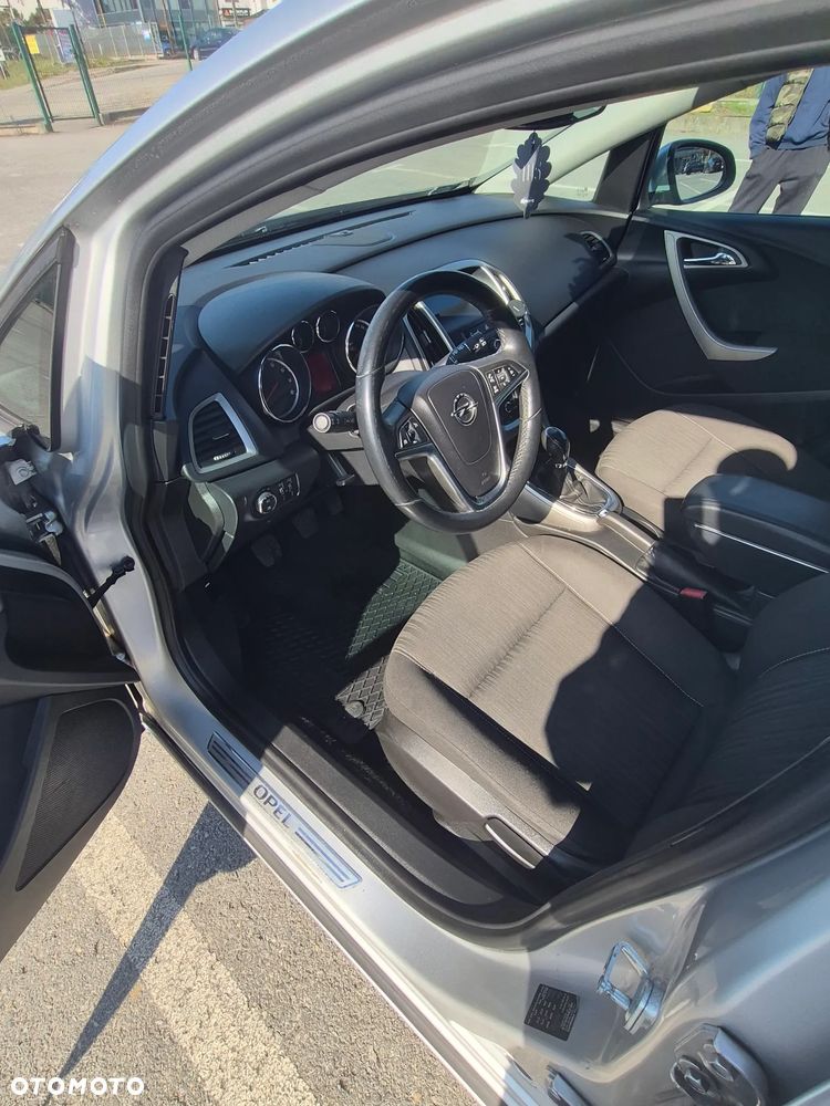 Opel Astra 1.4 Turbo - 14