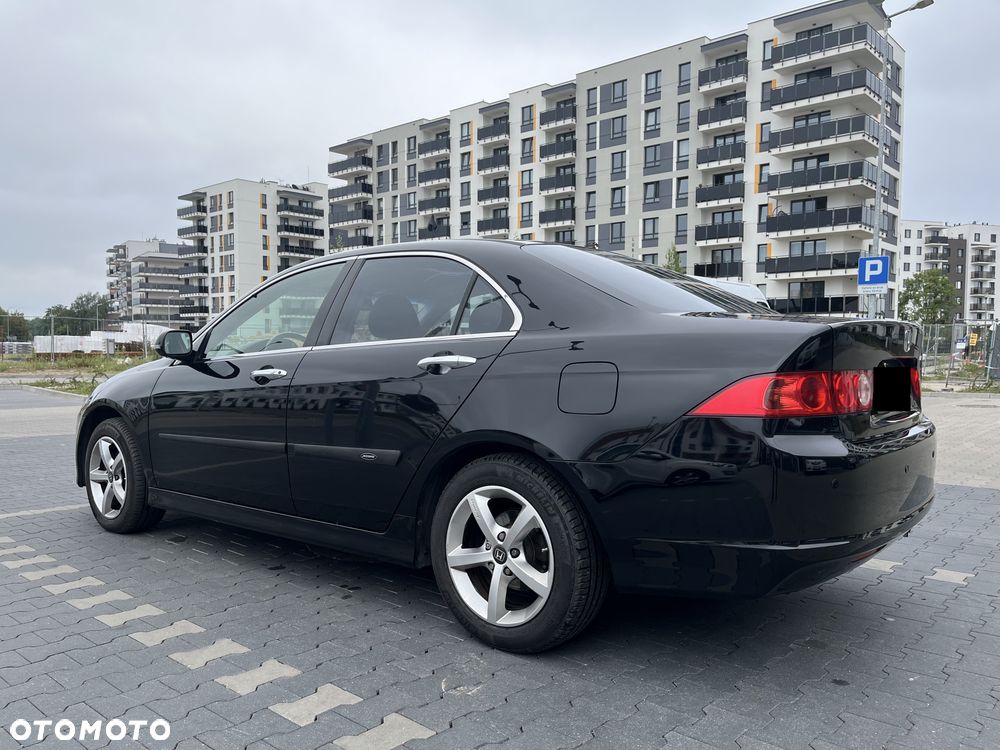 Honda Accord 2.0 Executive - 2