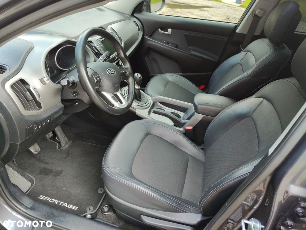 Kia Sportage 1.7 CRDI 2WD Spirit - 25