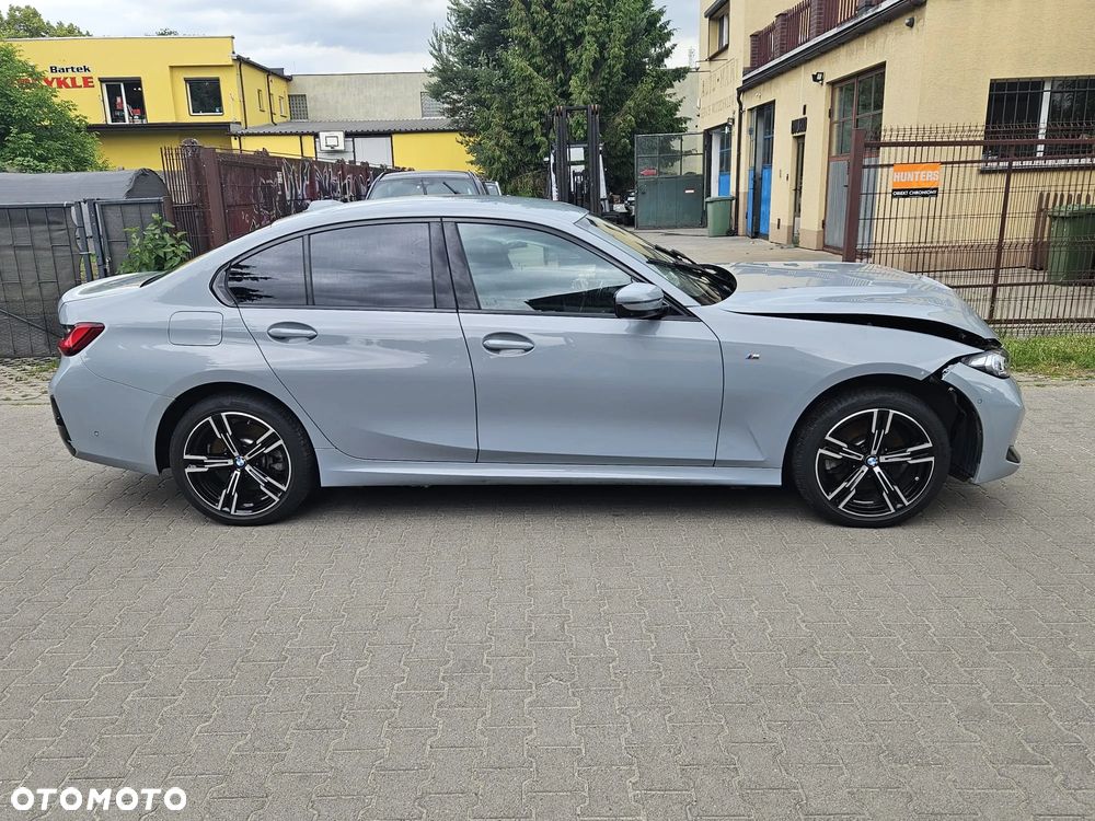 BMW Seria 3 330e PHEV M Sport - 4