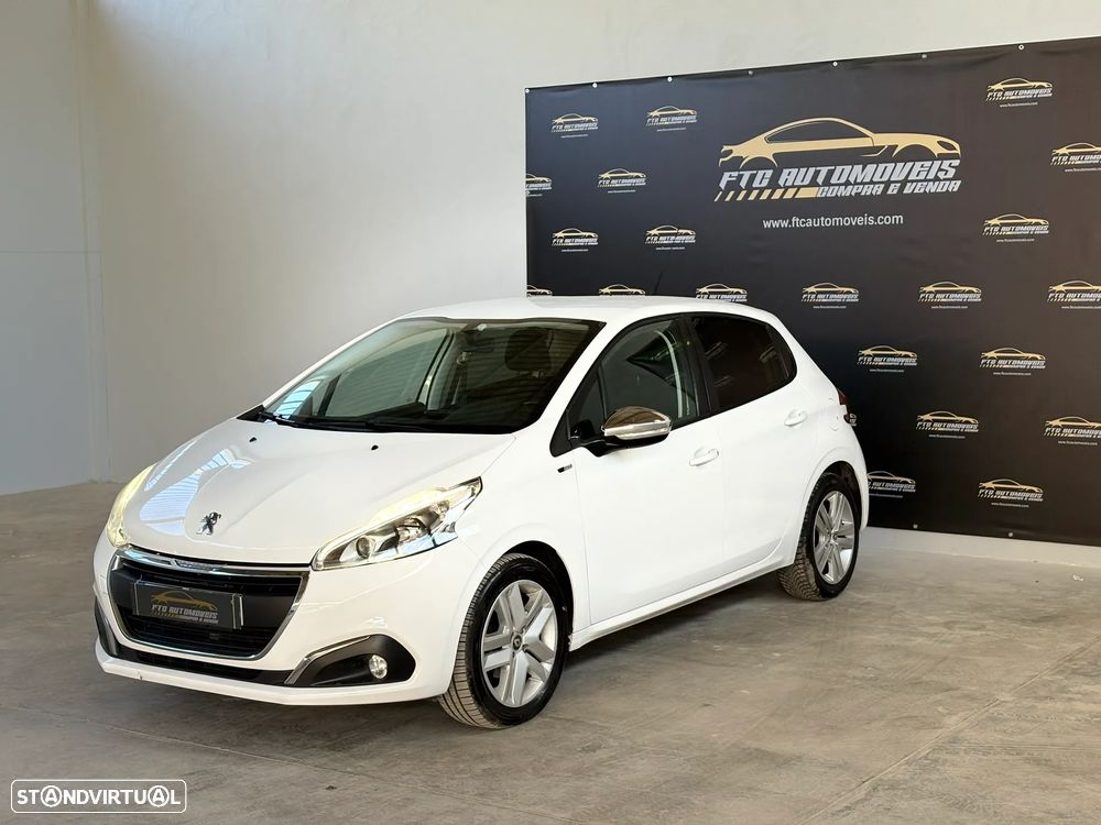 Peugeot 208 - 3