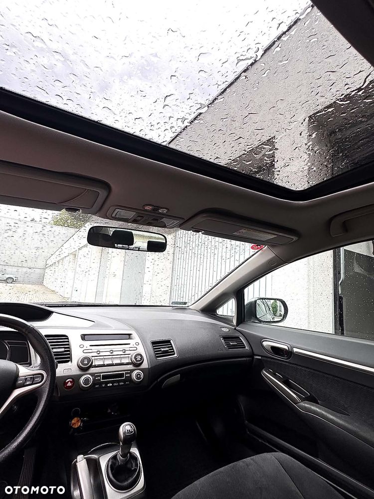Honda Civic 1.8 Executive - 15