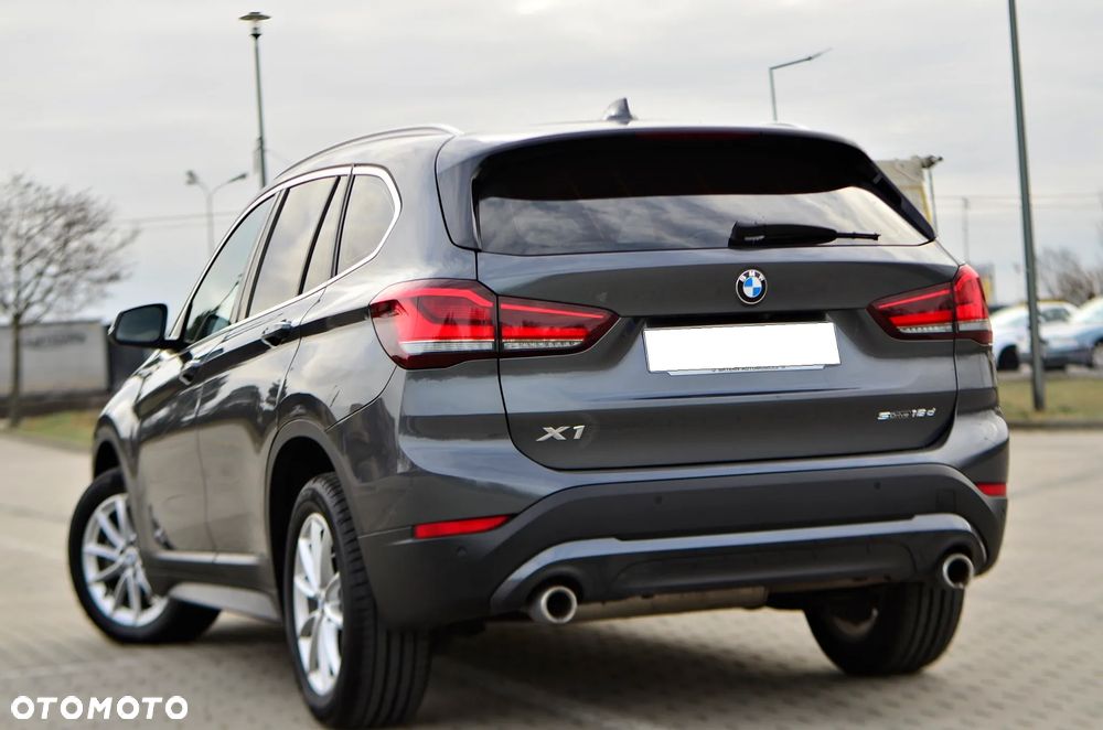BMW X1 sDrive18d Business Edition - 7