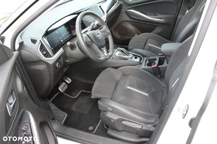 Opel Grandland X - 13